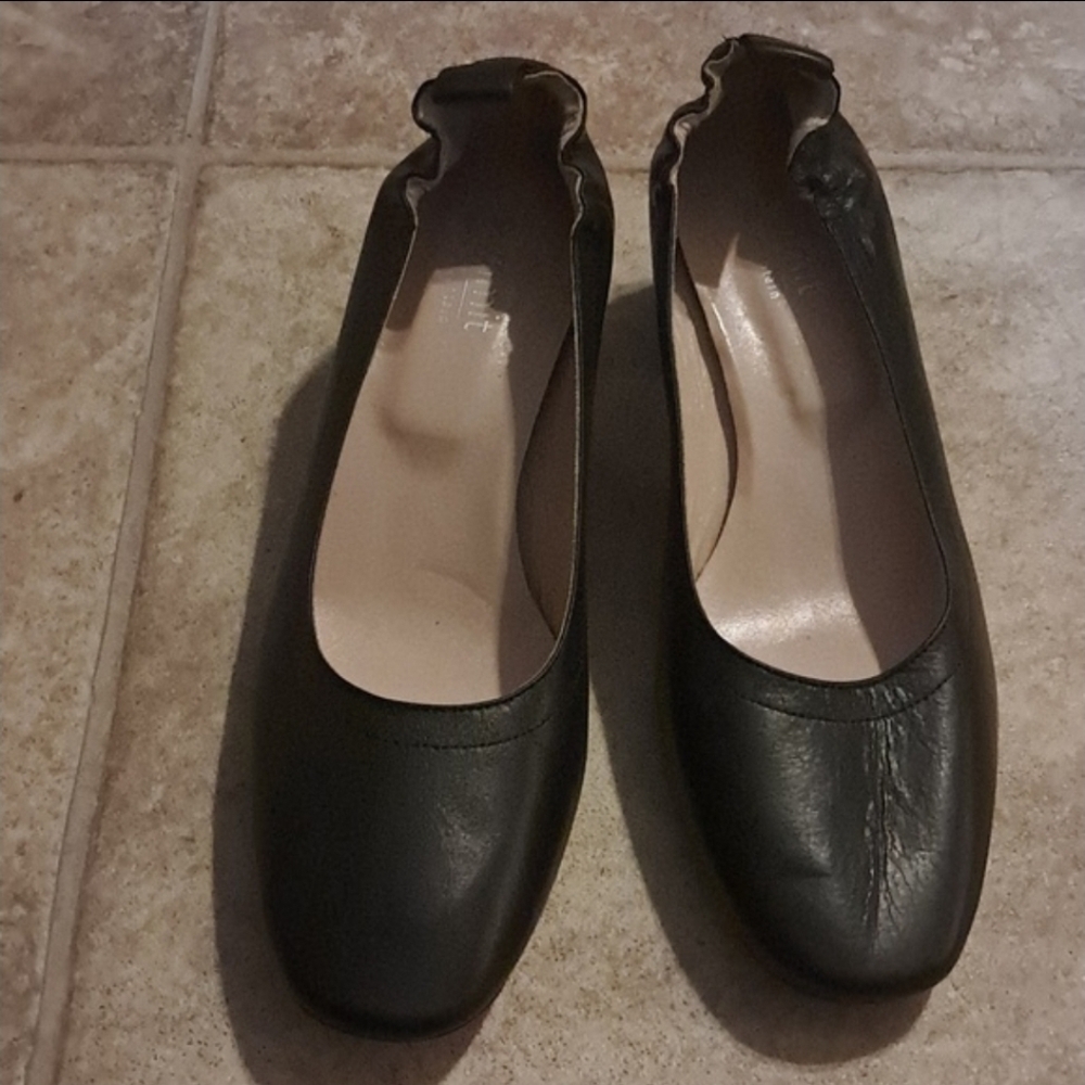 Summit by White Mountain Black Leather Heels Professional Office Size 39/8.5